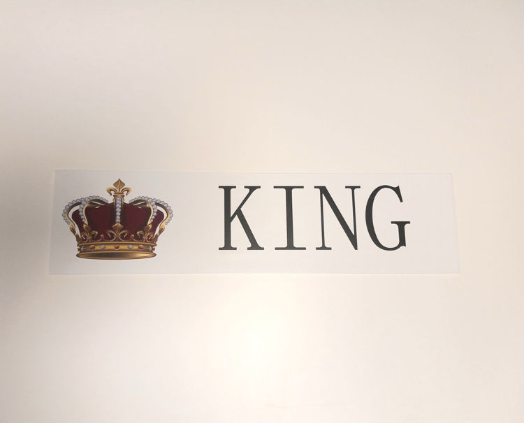Bilde av King plastskilt 10x40 cm