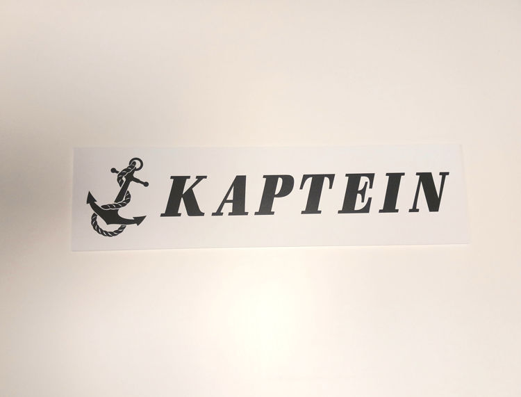 Bilde av Kaptein plastskilt 10x40 cm